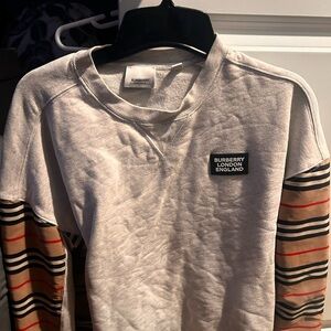 Burberry White Sweatshirt with Striped Sleeves